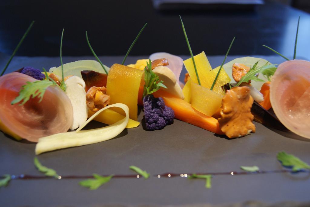 Logis Hotel Restaurant Des Voyageurs Tarnac Exterior photo